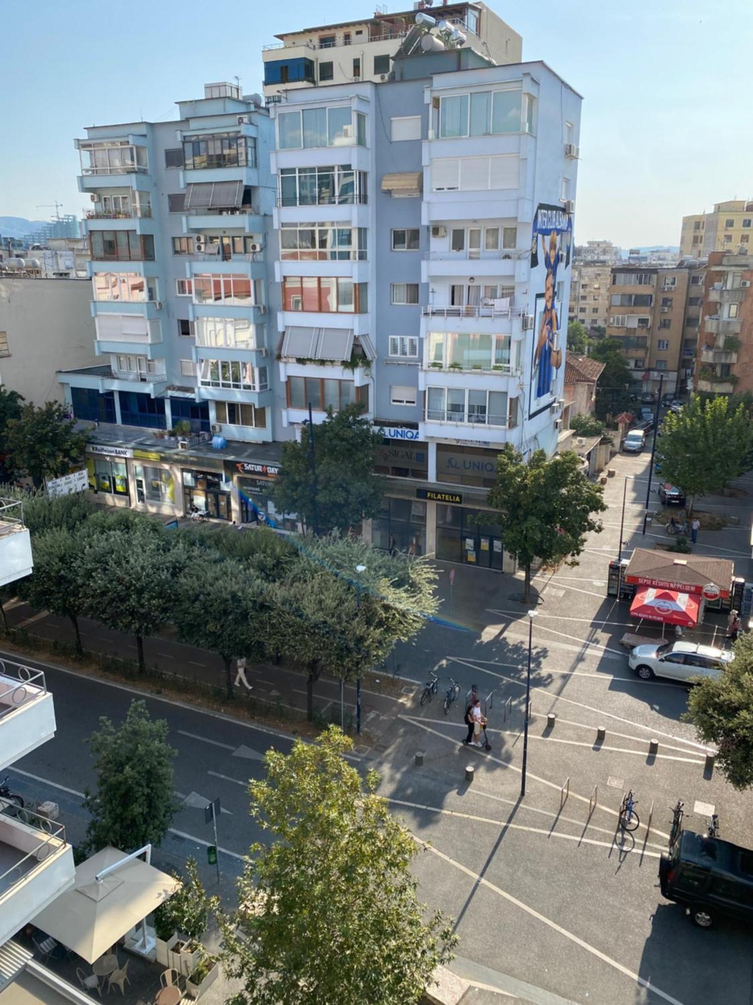 Center Penthouse Tiranë